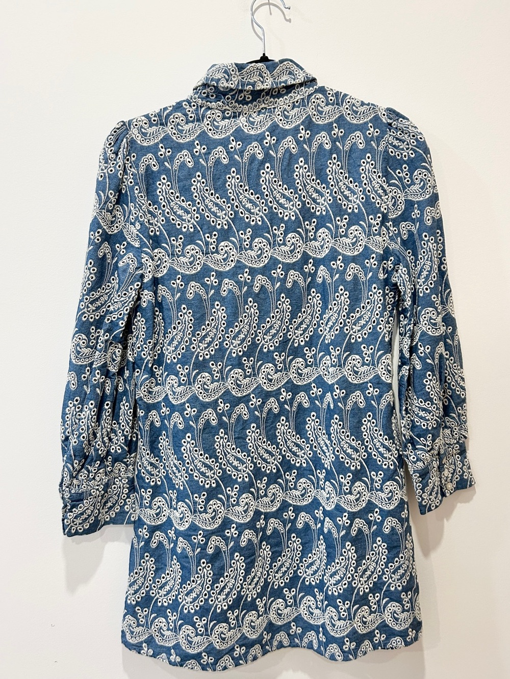 Zara Eyelet Tunic - Picture 3 of 4